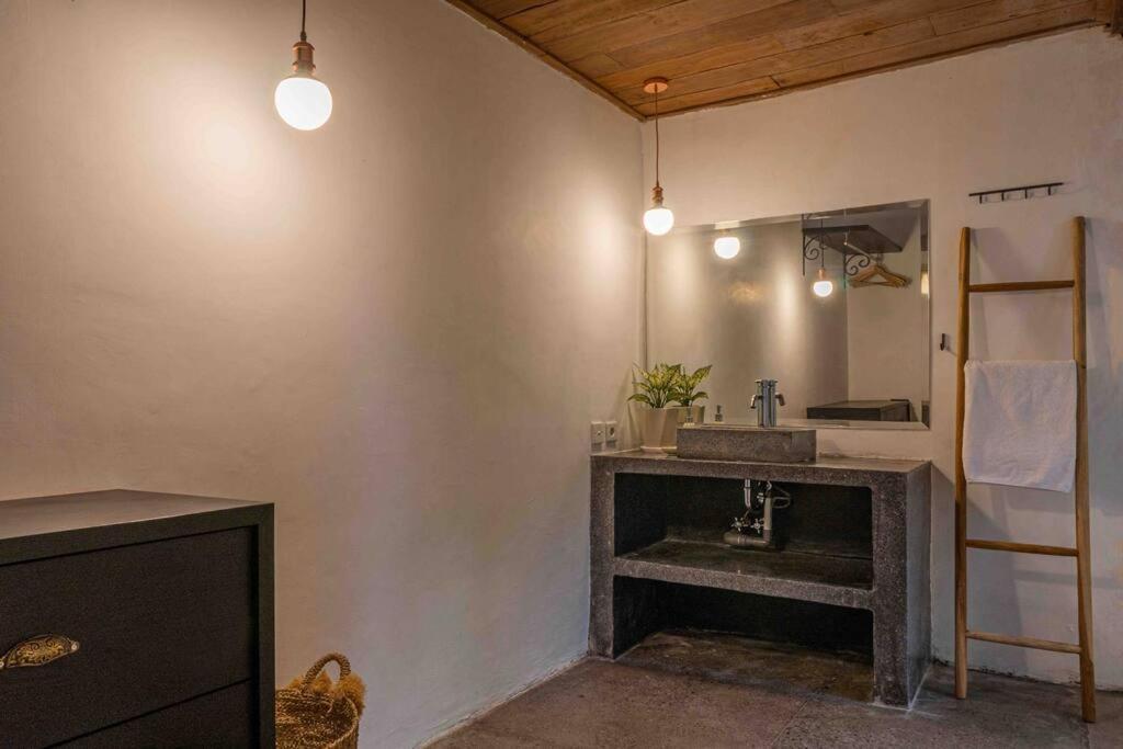 Berawa Canggu Stylish Joglo 3 Bedrooms Private Villa With Private Pool Eksteriør billede