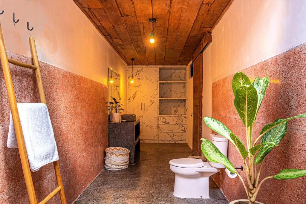 Berawa Canggu Stylish Joglo 3 Bedrooms Private Villa With Private Pool Eksteriør billede