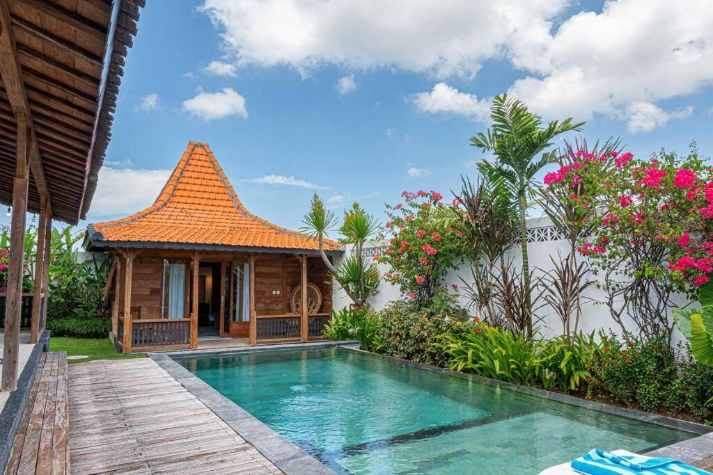 Berawa Canggu Stylish Joglo 3 Bedrooms Private Villa With Private Pool Eksteriør billede