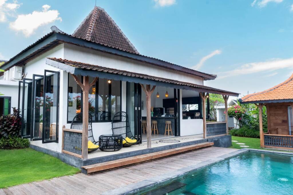 Berawa Canggu Stylish Joglo 3 Bedrooms Private Villa With Private Pool Eksteriør billede